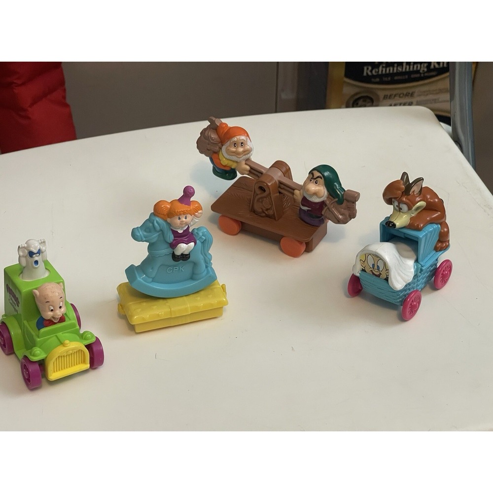 Vintage 1992 Warner Bros Porky's Ghost Catchers Toy Car Looney Tunes , Lot Of. 4